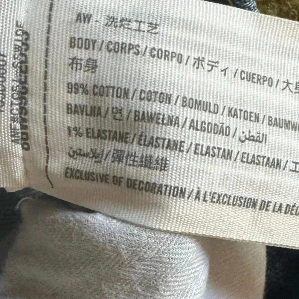 Abercrombie & Fitch High Rise Mom Jean Side 22S - Picture 4 of 4